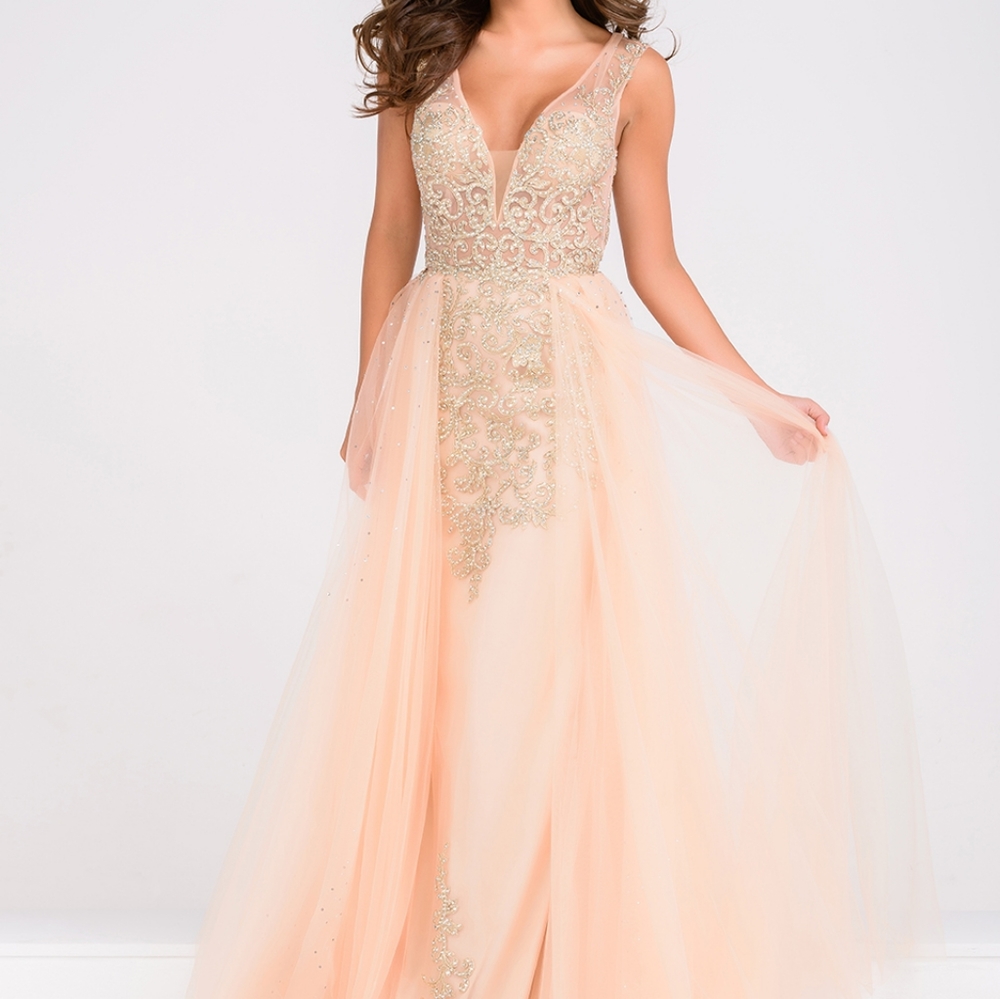 Jovani Gown in Blush w/shimmer bodice